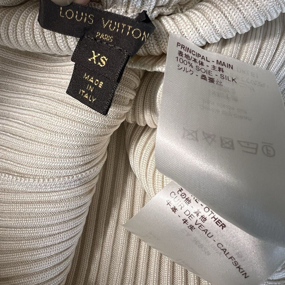 Louis Vuitton Turtleneck Womens XS Beige 100% Silk Ribbed Minimal‎ Quiet Luxury - Picture 4 of 9